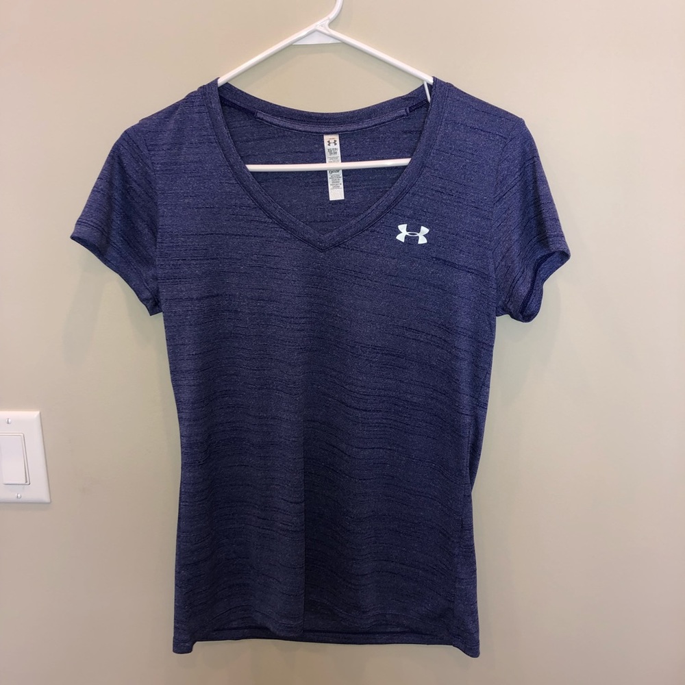 Shirt sleeve under armour shirt